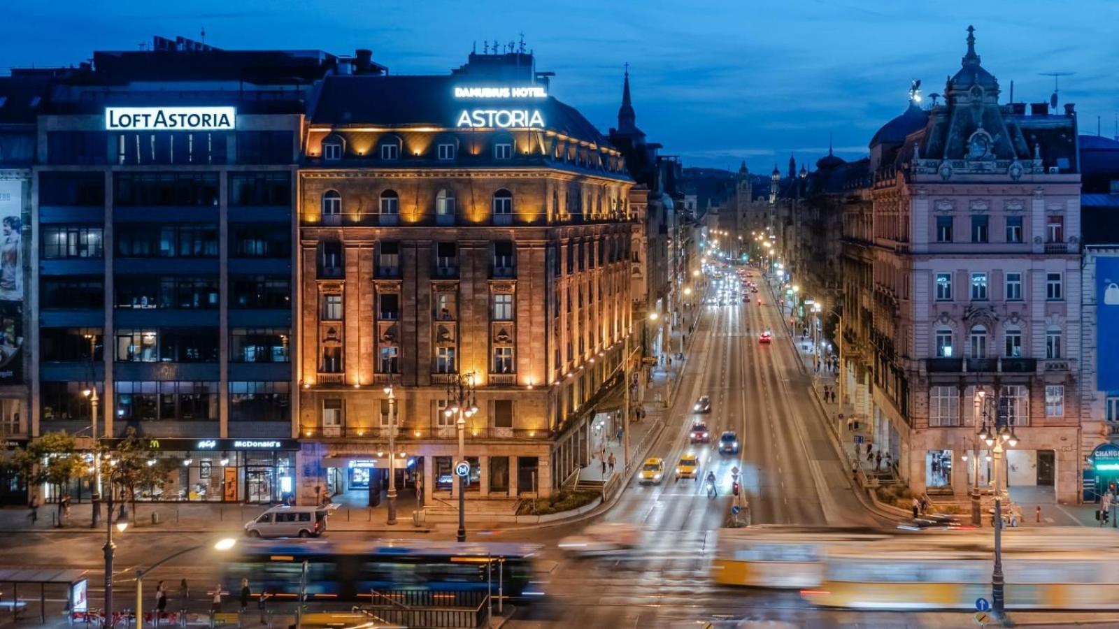 Central Oasis Budapeşte Dış mekan fotoğraf